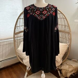 Blue Rain Black Embroidered Boho Shift Dress – Size M